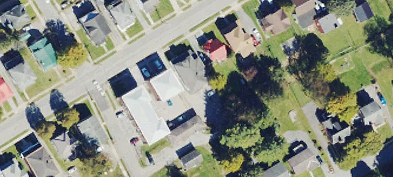 909 College Ave