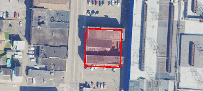 3060 Main St