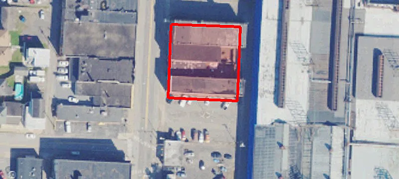 3070 Main St