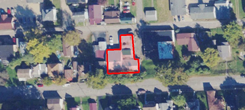 144 Church Aly