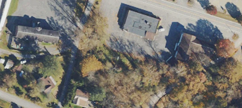 1712 Locust Ave