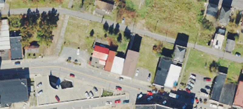 121 Main St