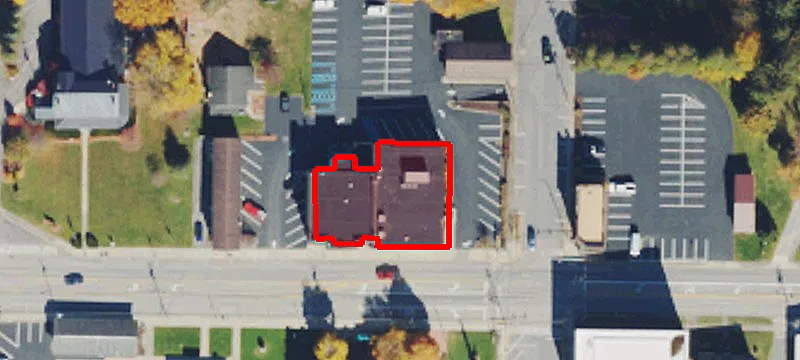 106 Main St