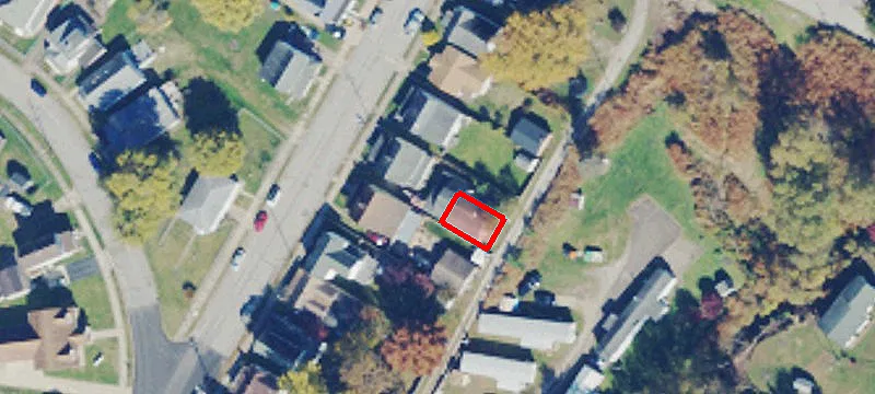 44 Walnut Ave