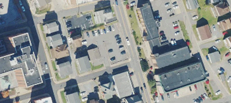 2105 University Ave