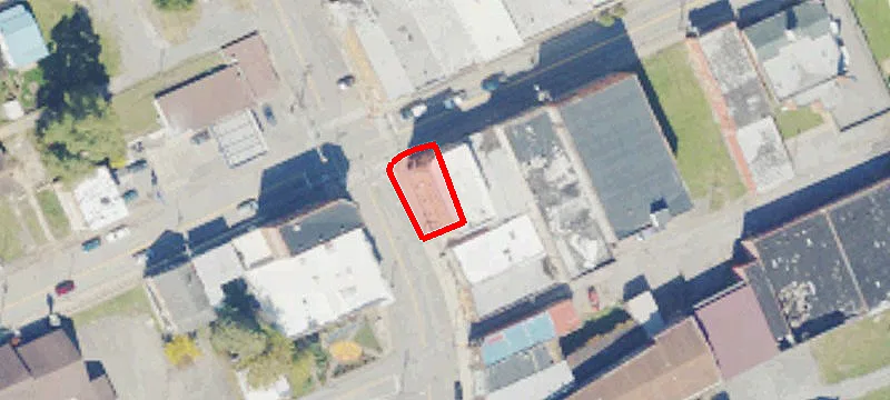2 Main St