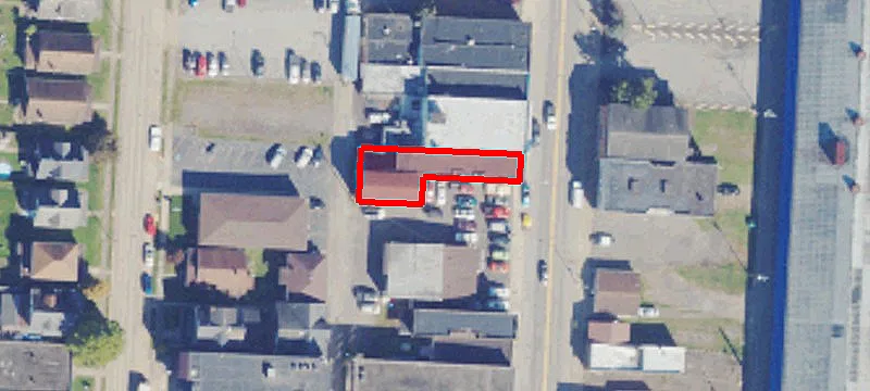 3131 Main St