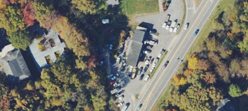 1498 Eisenhower Dr