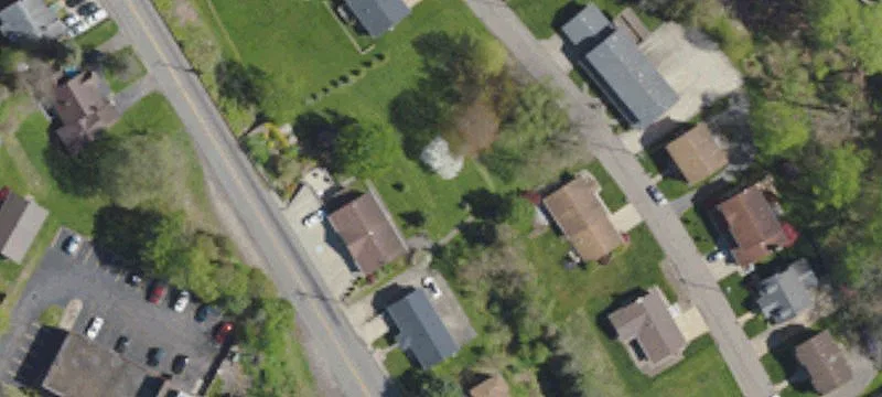135 Palm Dr