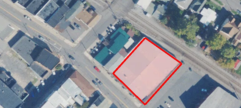 105 Armstrong St