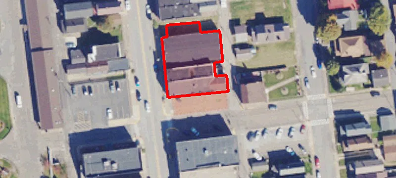 906 Main St