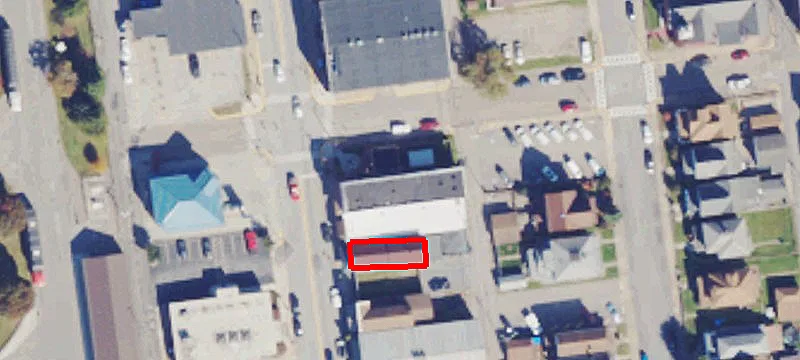 998 Main St