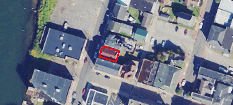 808 Main St