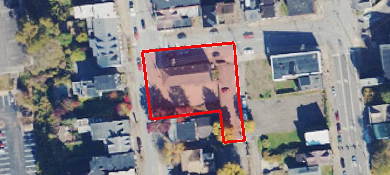 700 Main St