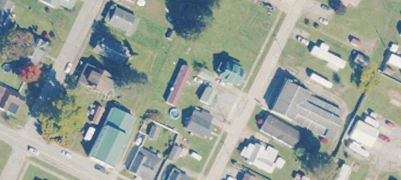 133 W00d St