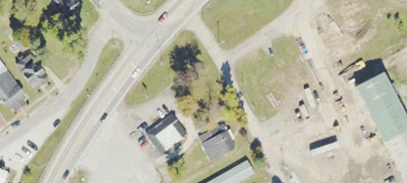 2951 Putnam Ave