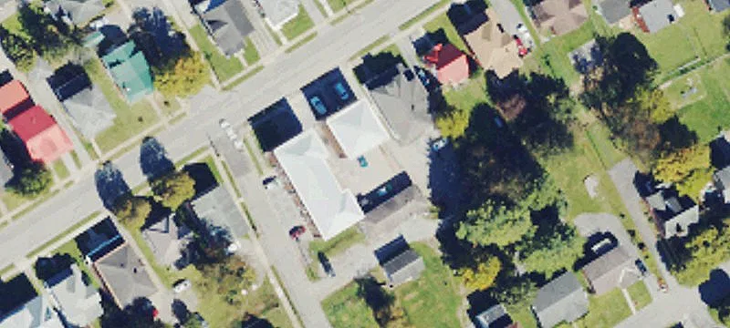 913 College Ave