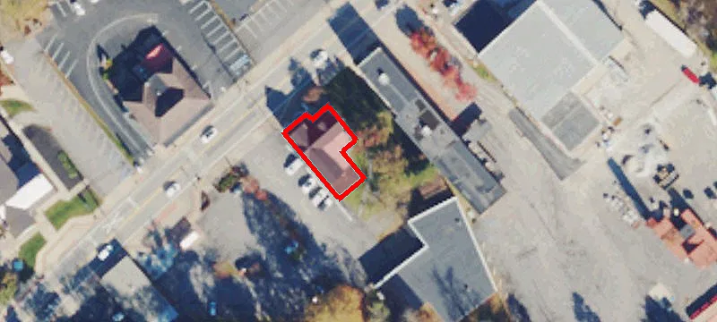 147 Main St