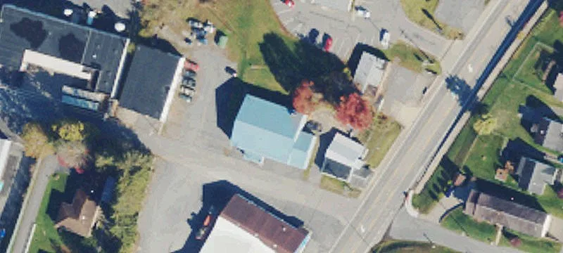 201 Meadowlane Ave