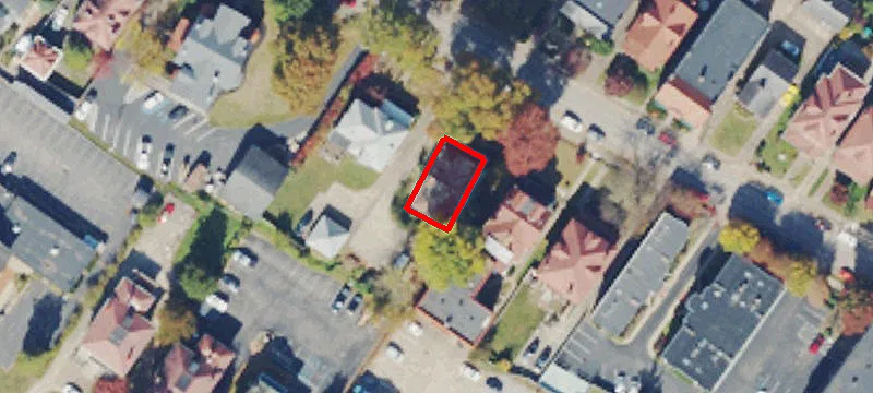 1611 Virginia E St