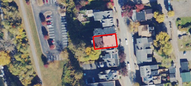 719 Main St