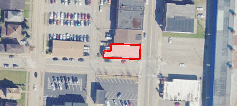3179 Main St
