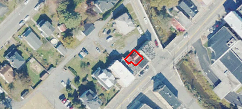 1032 Main E St