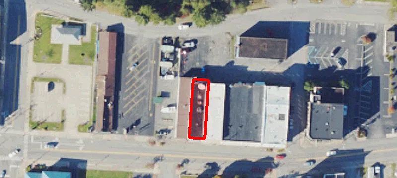 713 Main St