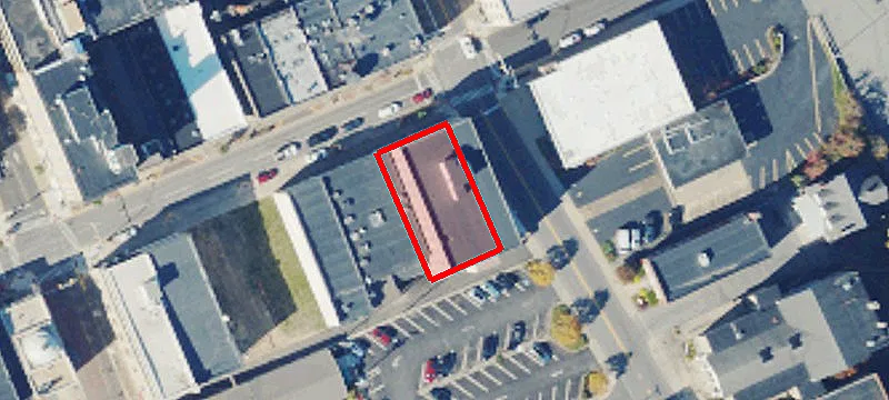 100 Main St