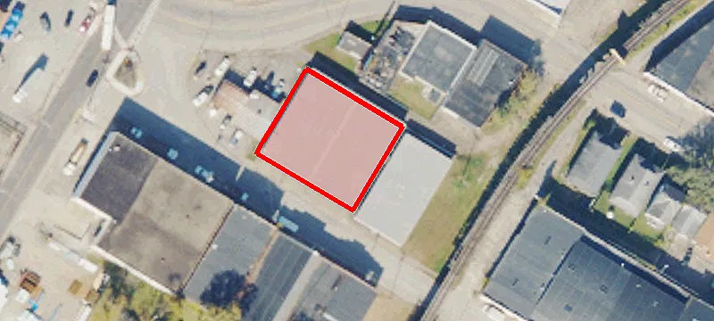 1126 Main St