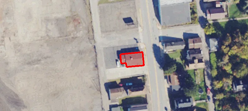 457 Main St