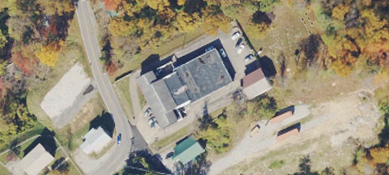 2098 Oakridge Dr