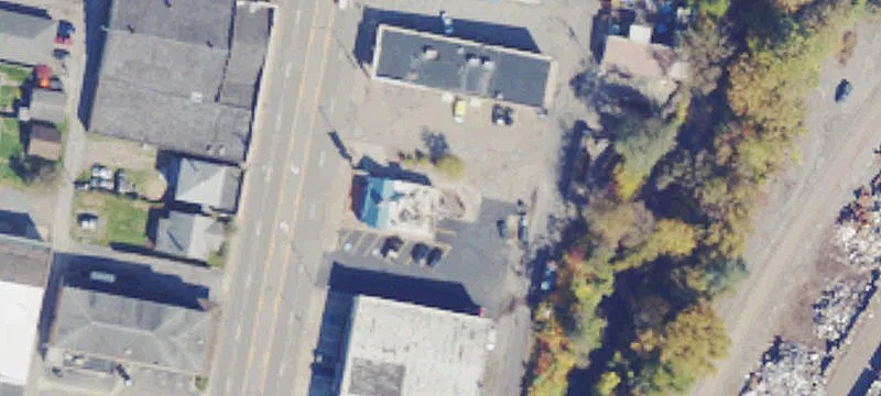 3940 Main St