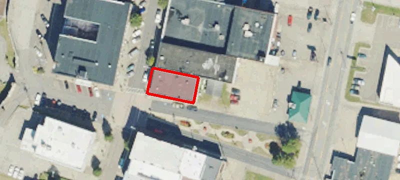 400 Main St