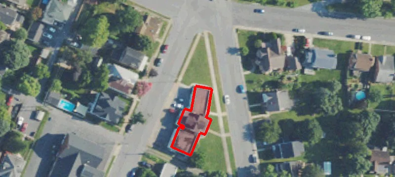 103 10th Ave