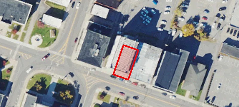 1450 Main St