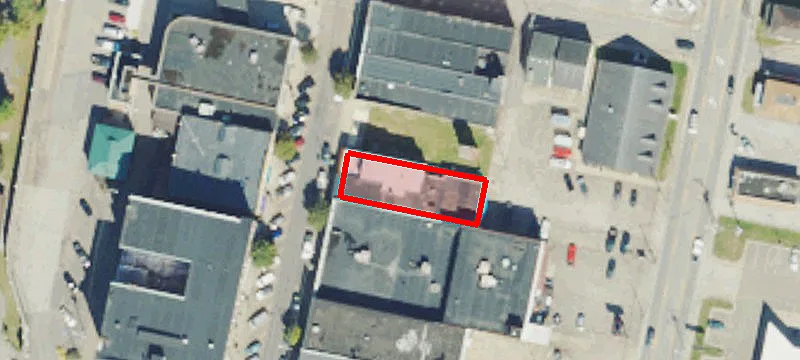 418 Main St