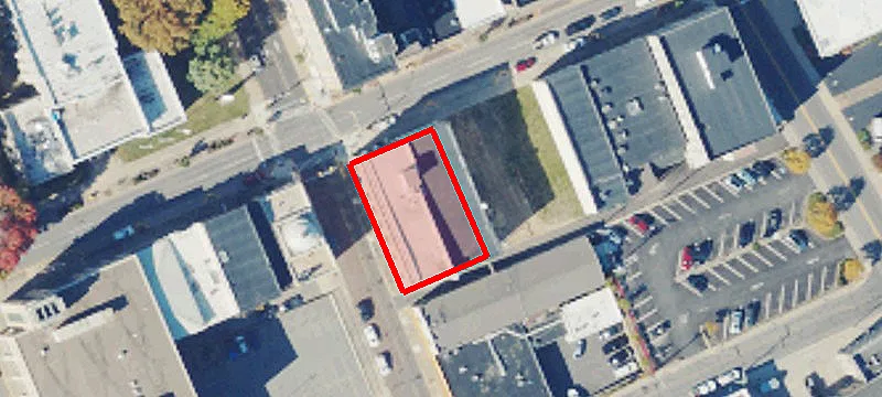 122 Main St