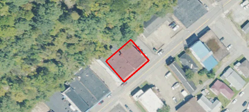 300 Main St