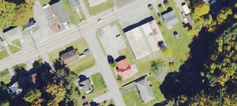 1421 Stadium Dr
