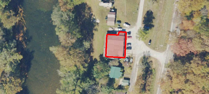 2026 Waters Edge Dr