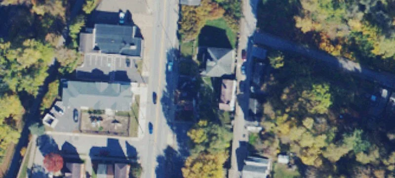 98 Main St