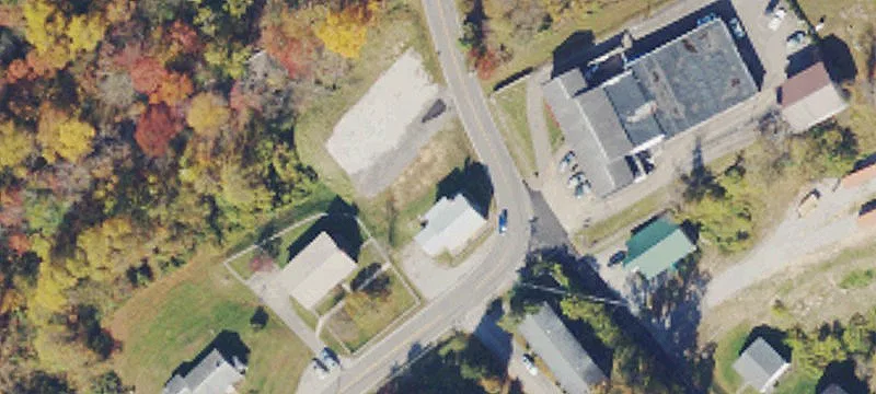 2099 Oakridge Dr
