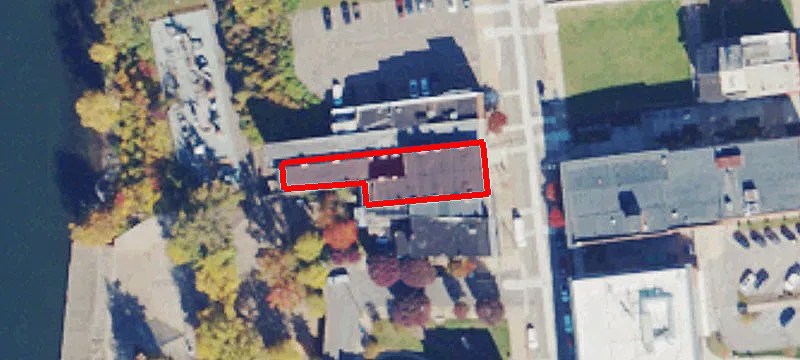 1065 Main St