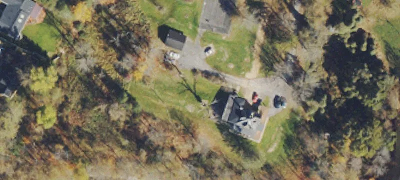 1906 Country Clb Rd