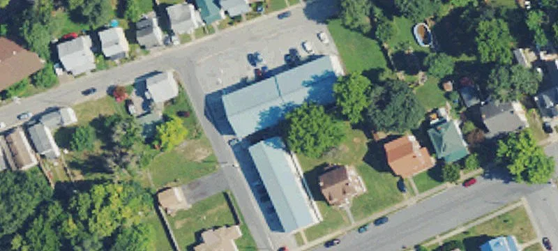 221 Seminary St
