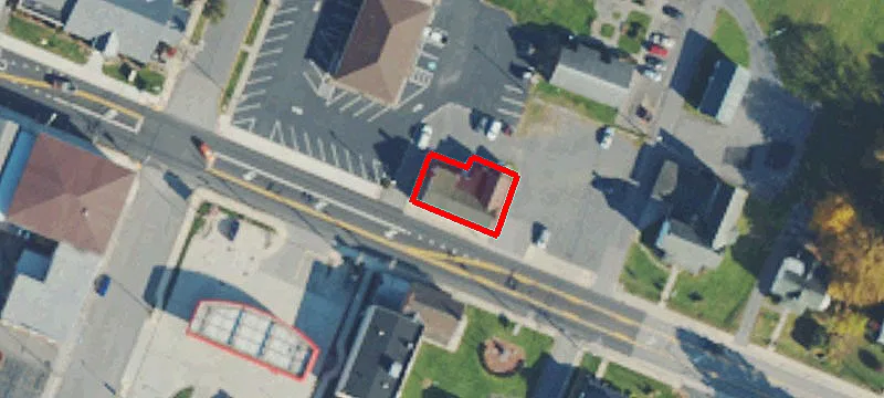 169 Main St