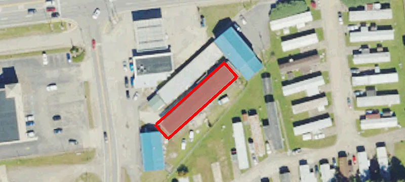 998 Main St