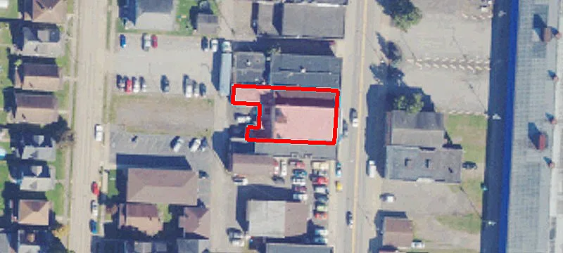 3125 Main St