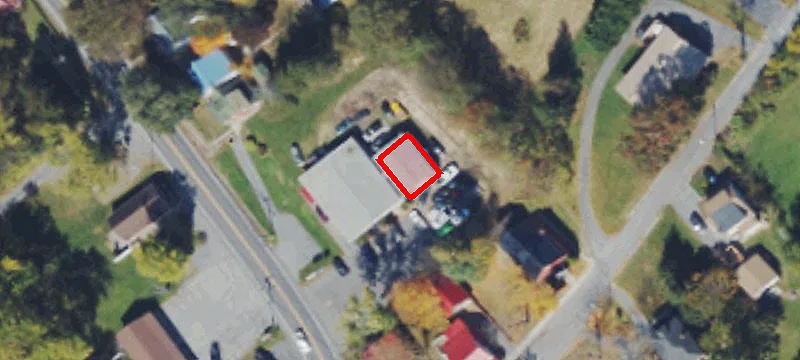 300 Main St